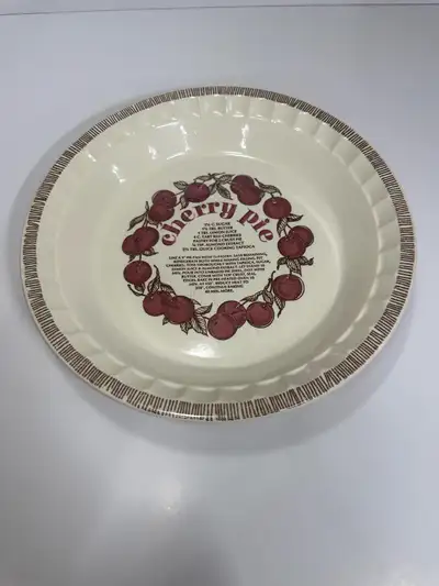 Jeannette Cherry Pie Dish , View more