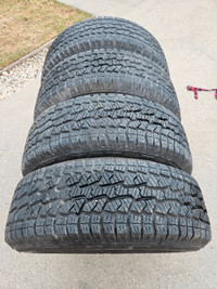 WestLake Radial SL369 A/T tires in very good condition 235/70/16