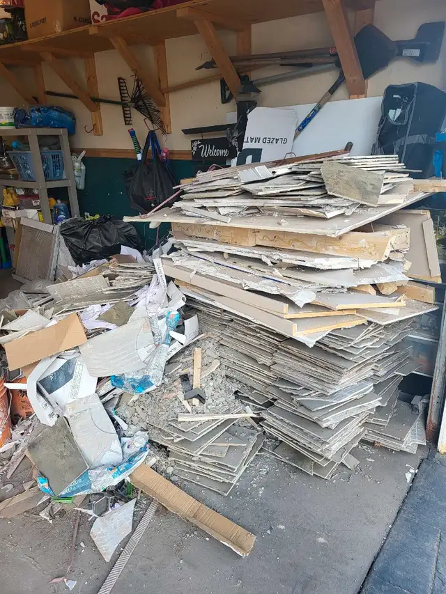 Goodbye junk removal services 780-905-319863006658895617124