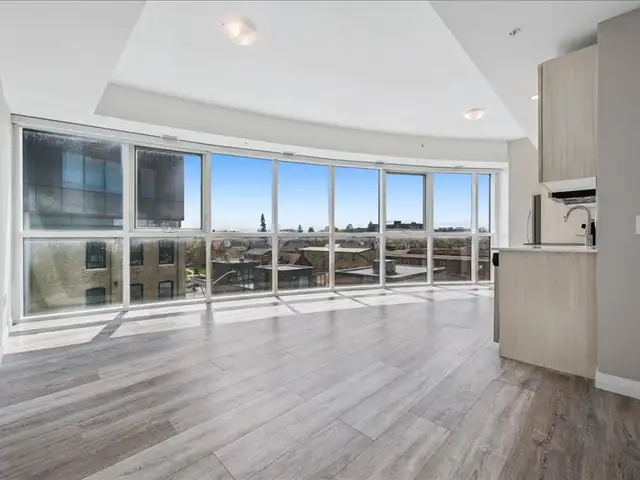 2 Bed 2 FULL Bath Corner Unit in Downtown Kitchener w Parking
