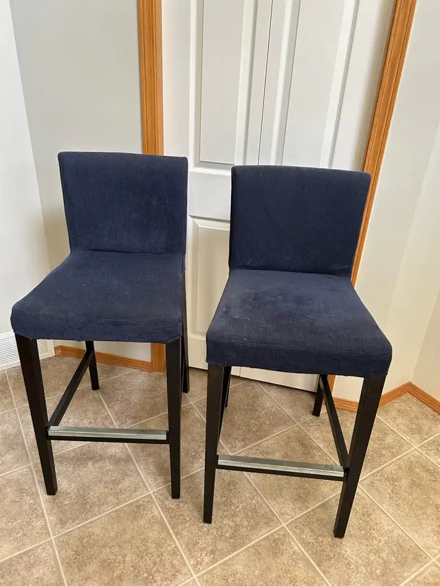 IKEA Bar Stools Dining Chair, Counter Height(One left) in Chairs & Recliners in Calgary - Image 4