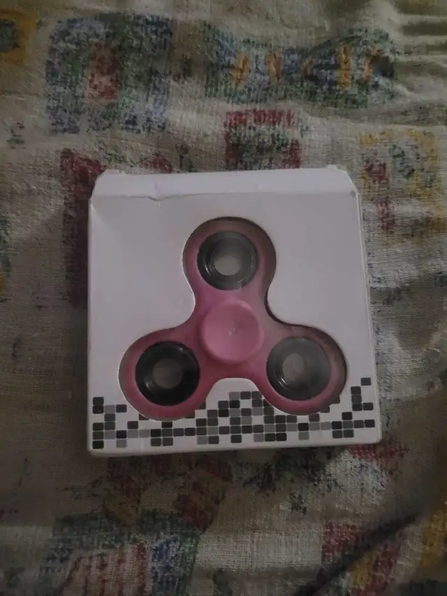 pink fidget spinner