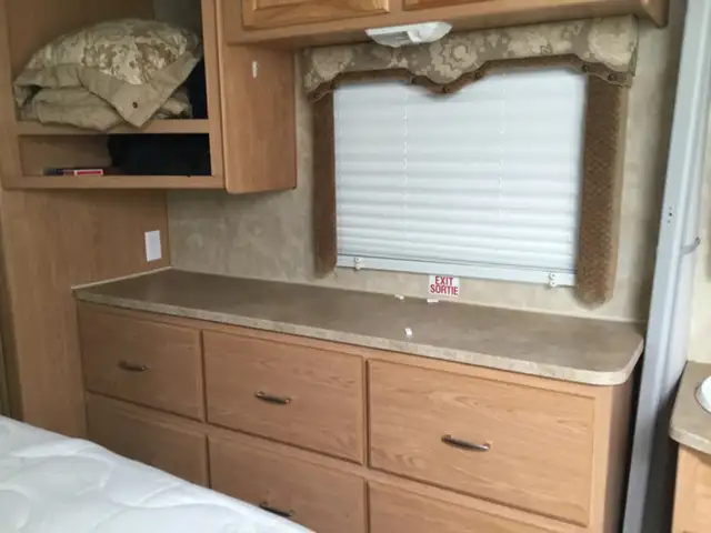 5th wheel trailer in Travel Trailers & Campers in Nelson - Image 9