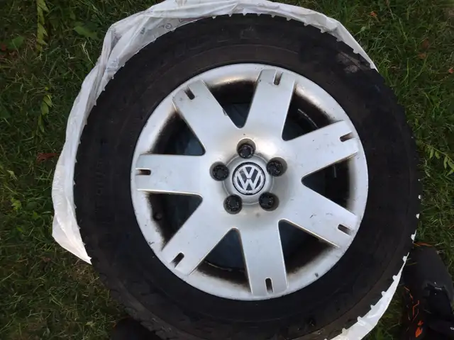 VW Winter Tires On Rims 225/60/16 in Tires & Rims in Oakville / Halton Region - Image 7