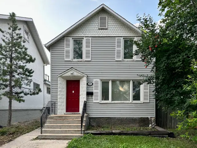 FOR RENT: CHARMING 3-BEDROOM HOME IN THE HEART OF ST. BONIFACE