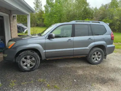 Very Rare - Hard to find - Bulletproof vehicle. Needs some body work and exhaust...driven daily. Com...