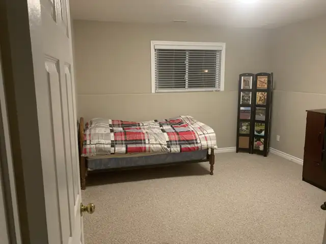 room for rent in Room Rentals & Roommates in Peterborough - Image 7