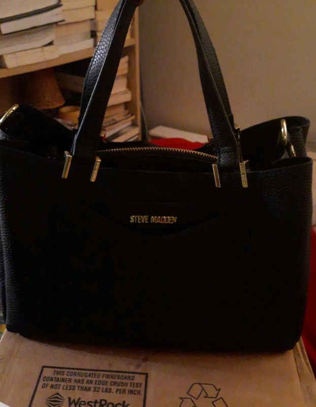 Original Steve Madden  black leather handbag in Women's - Bags & Wallets in Gatineau
