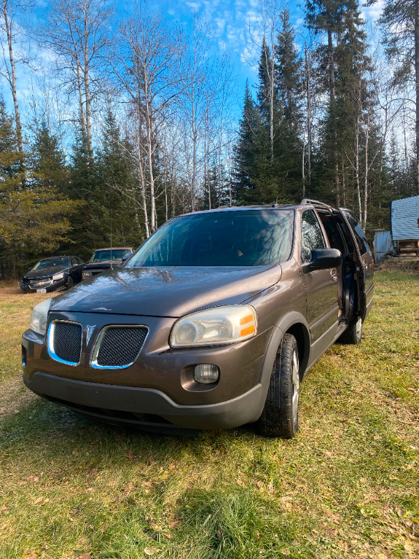 2009 Montana Mini Van ( price reduced ) in Cars & Trucks in Thunder Bay