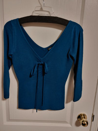 le chateau Teal sweater top