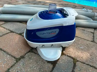 Aspirateur de piscine creusée Hayward Navigator Pro, View more