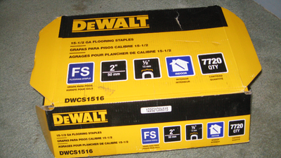 crampes 2 pouces pour cloueuse Agrafeuse Dewalt, View more