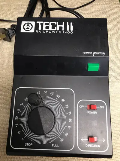 AVAILABLE Here is a barely used Tech II Railpower 1400 model train power supply, perfect for control...