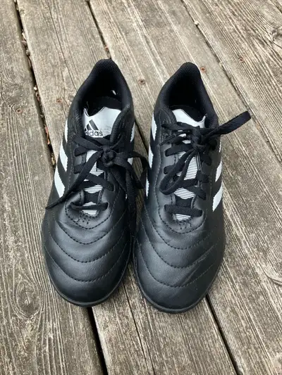 Kids Adidas indoor soccer shoes size 3, View more