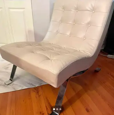 Free chaise for pick-up, View more