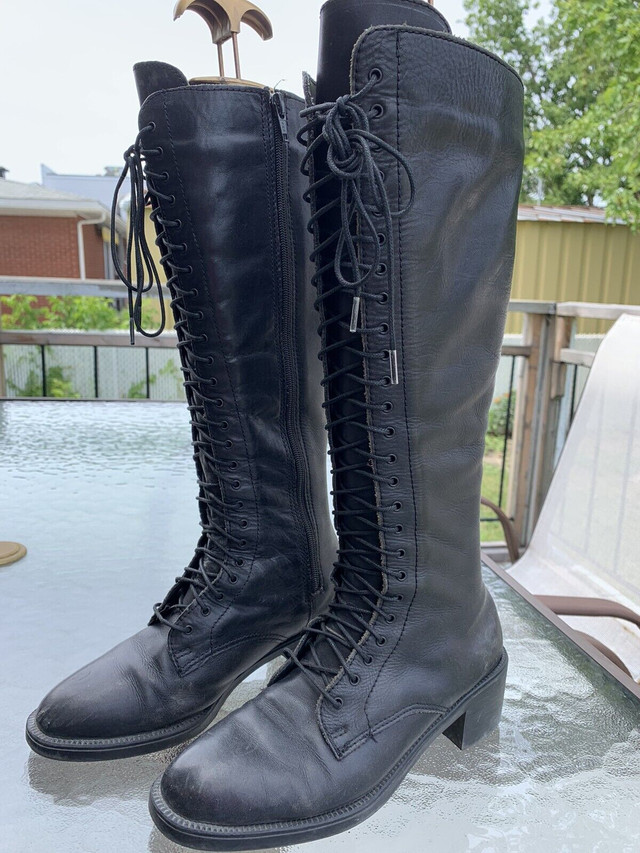 Vintage leather boots or for horse back riding dans Femmes - Chaussures  à Longueuil/Rive Sud