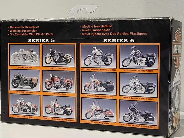Harley-Davidson Springer Softail 1:18 diecast Motorcycles model  in Toys & Games in Edmonton - Image 6