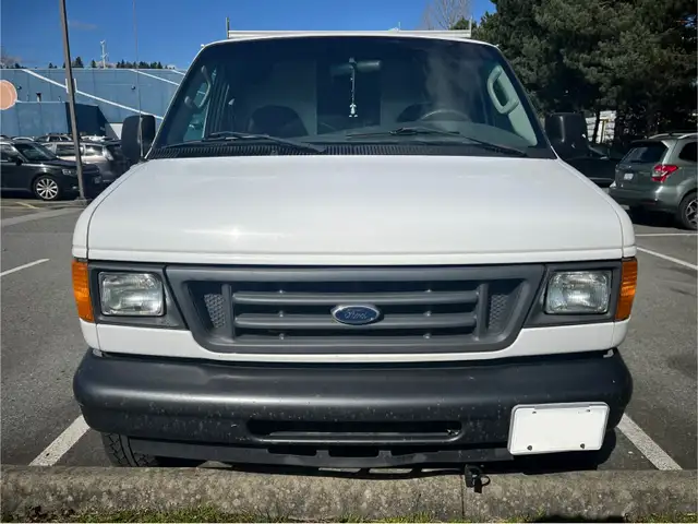2004 FORD E250566535420957184003