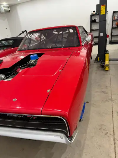 Selling my 1968 Dodge Charger, professional mild steel tube chassis from Webber chassis. Custom red...