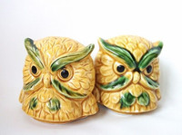 vintage pair of owl  Salt and Pepper Shakers