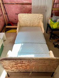 IKEA Toddler Extendable Bed + 2 mattresses