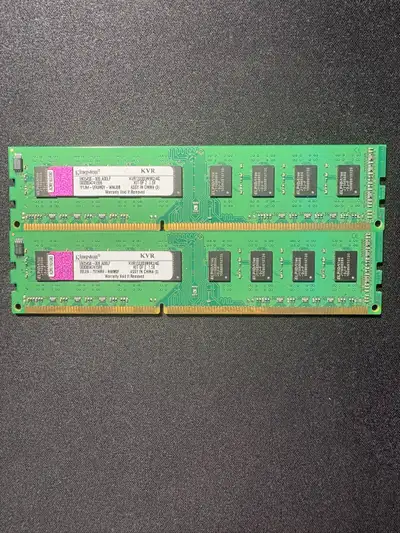Kingston KVR 4Go (2x2Go) DDR3-1333 RAM - testée fonctionnelle, View more