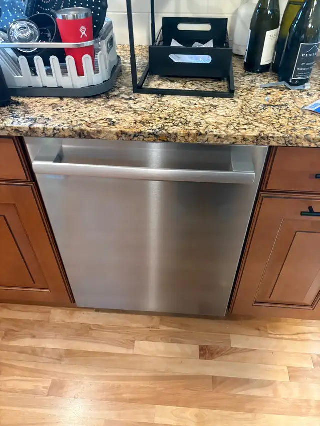 Appliances installation. 545241969281607689