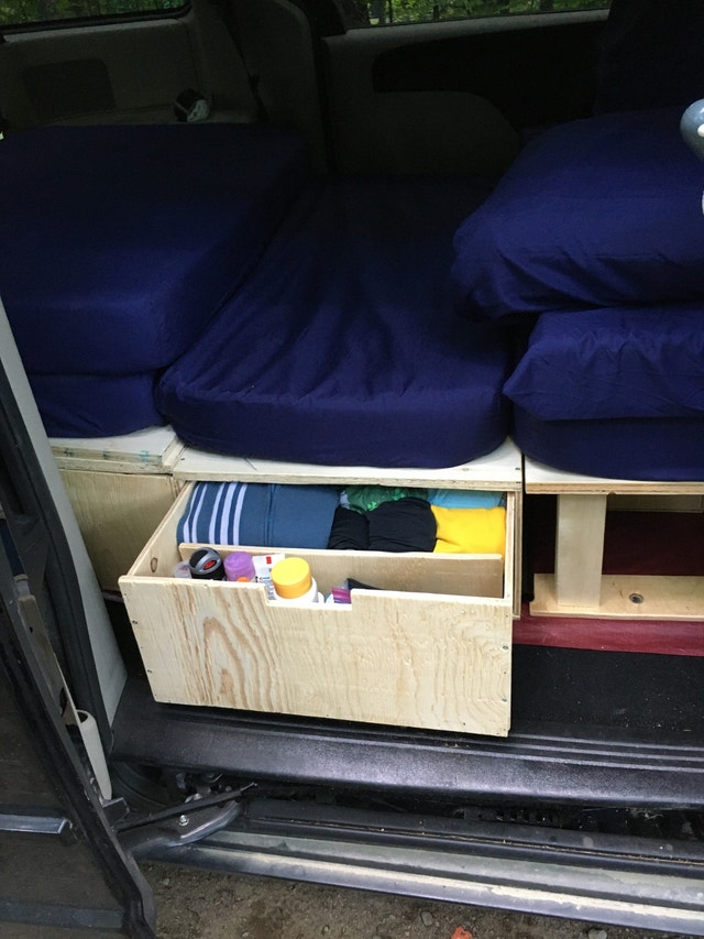 Grand Caravan 2011 Camping Converted — photo 5