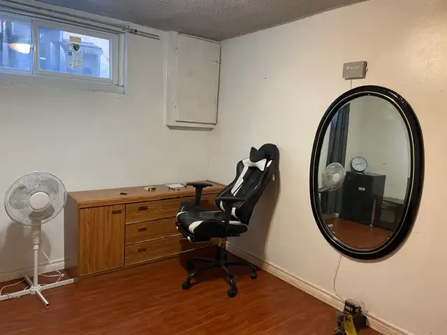 FURNISHED ROOM FOR RENT. in Room Rentals & Roommates in City of Toronto - Image 10