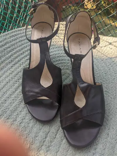 Tahari T-strap shoes - size 9, View more