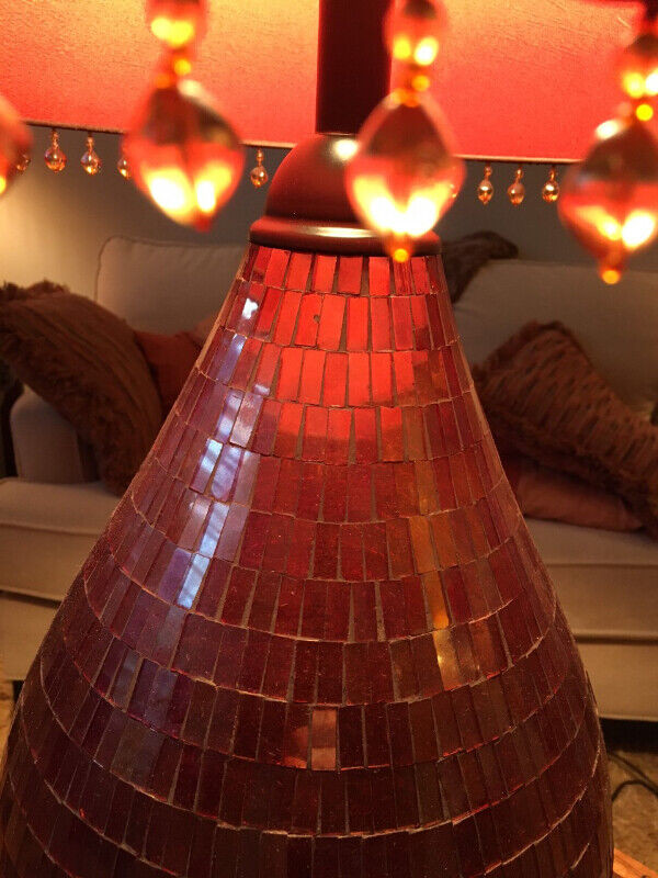 Table lamp in Indoor Lighting & Fans in Markham / York Region - Image 3