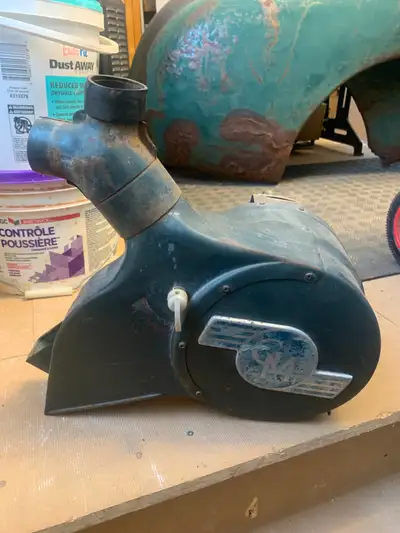 I have this complete original 6 volt recirculating heater from my 1951 GMC truck. Can be used in Che...