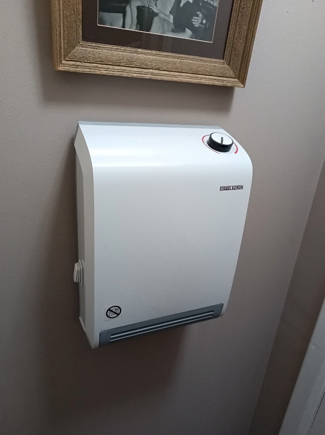 Wall heater  in Electrical in Saint John - Image 2