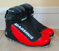 Kids XC Ski Boots Size 4 Madshus