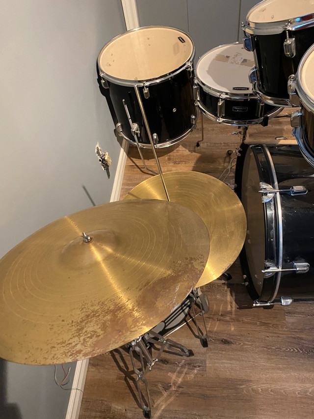 Mapex Tornado 5 Piece Drum set Drums & Percussion Calgary Kijiji