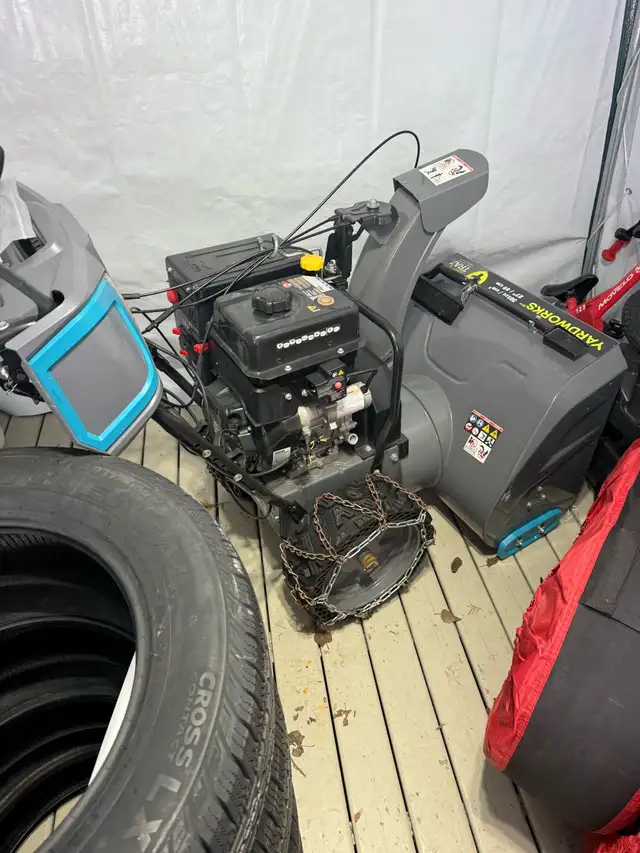 souffleuse  in Lawnmowers & Leaf Blowers in City of Montréal - Image 3