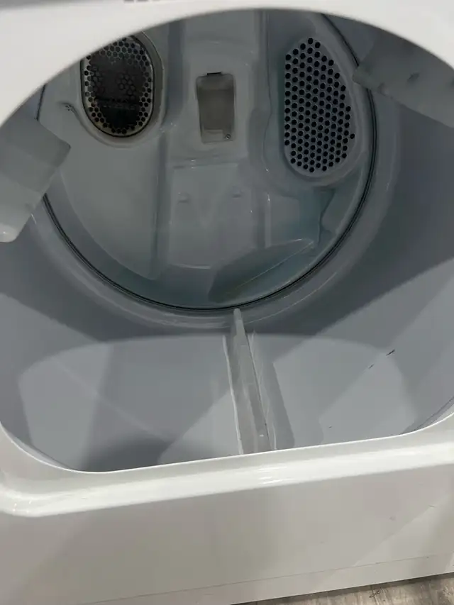 whirlpool electric dryer can deliver  in Washers & Dryers in Oakville / Halton Region - Image 5