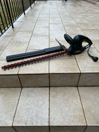 Yard works electric hedge trimmer 