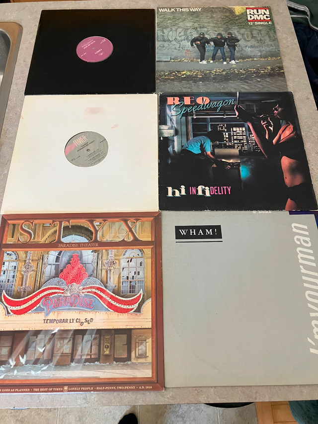 Forty-One Vinyl Albums (MJ’s Thriller) and Dance Singles, $190 in CDs, DVDs & Blu-ray in Strathcona County - Image 4