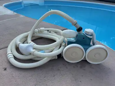 Zodiac Polaris Vac-Sweep 360 Pressure Pool Cleaner Operates with existing pool pressure from return...