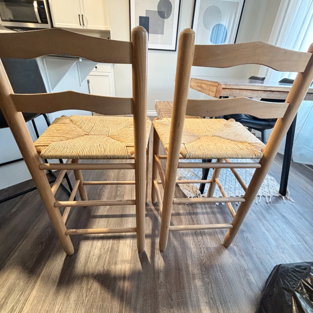 For Sale: Chairs in Chairs & Recliners in Calgary - Image 2
