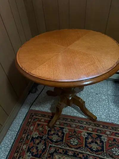 Small round table, View more