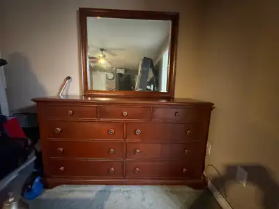 Solid Wood Sleigh Bedroom Set, View more