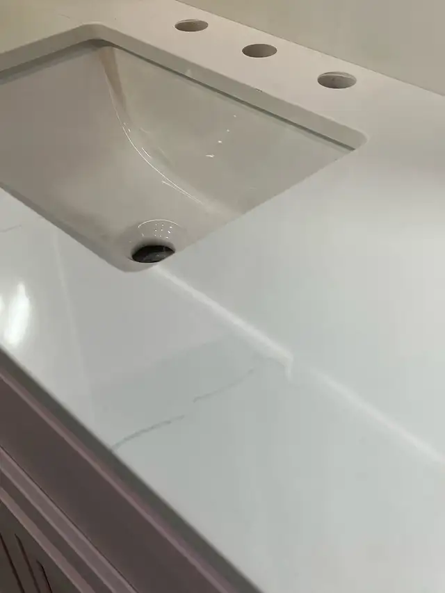 36” Bathroom vanity Pink, Stonewood ex display  in Cabinets & Countertops in Hamilton - Image 5