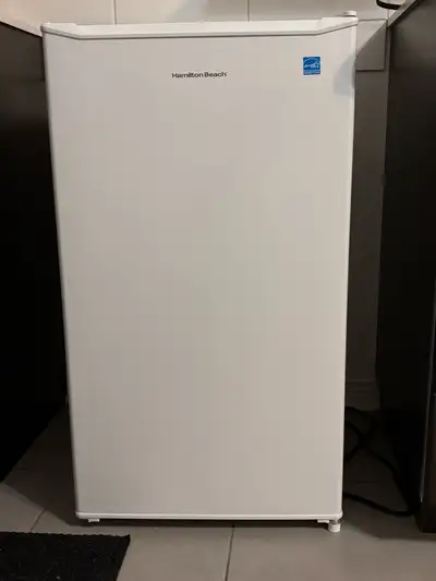 Hamilton Beach 3.3 Cu.ft. Compact refrigerator used, View more