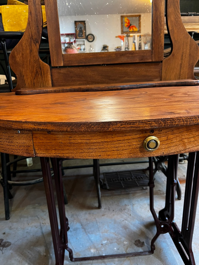 Steel singer sewing machine base entrance table in Other Tables in Winnipeg