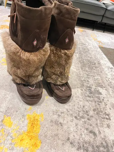 Women’s Manitobah Fur Boots, View more