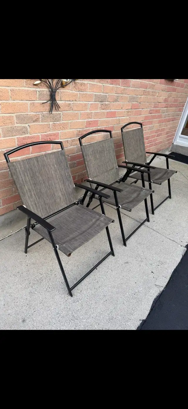 3 Chairs - Foldable Weather-Proof Chairs - All Chairs Together ...