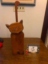 Cat frame and toilet paper holder