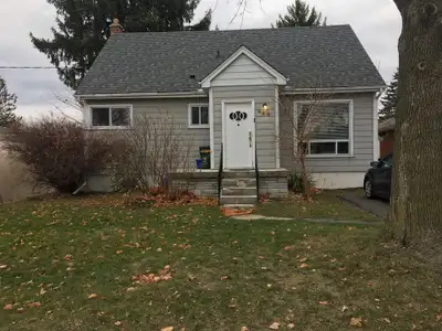 Renting the top apartment (2 floors) of a duplex. Minutes away from shopping, dining and public tran...
